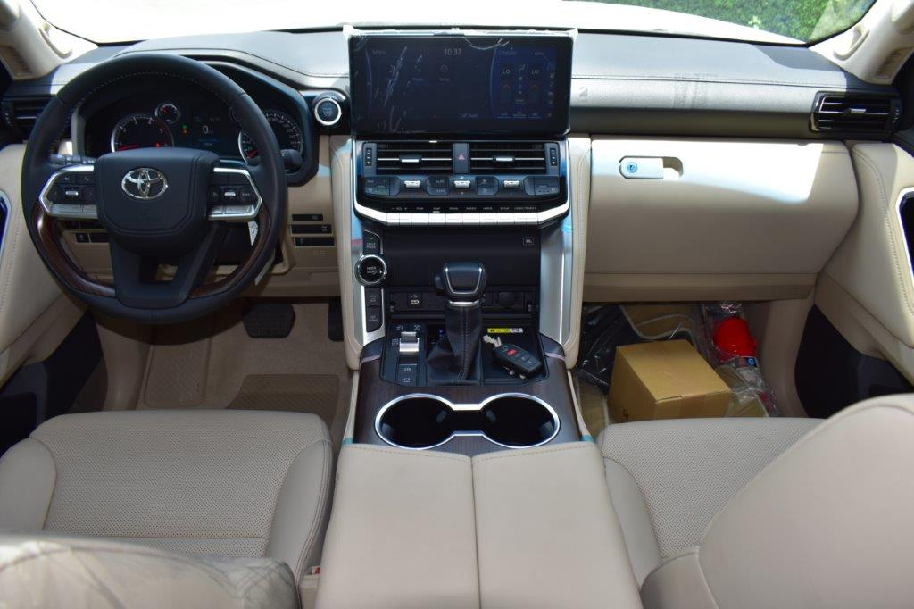 Land Cruiser XTREME 2022 Dashboard | Toyota Land Cruiser 300 XTREME EDITION | Sahara Motors Dubai