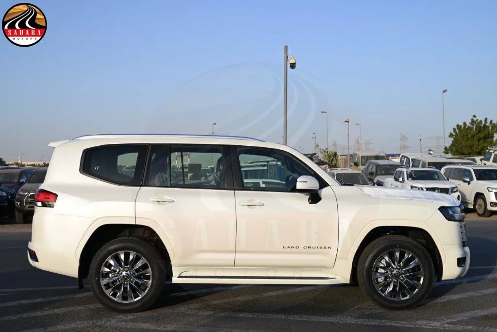2025 Land Cruiser | LC300 GXR 3.3L | 2024 TOYOTA LAND CRUISER 300 GXR V6 3.3L AT | Sahara Motors