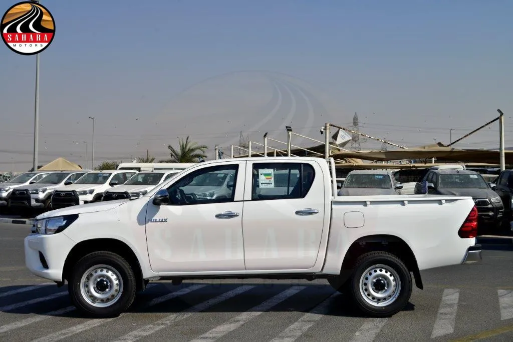 2025 Toyota Hilux Double Cabin Pickup - side View mirror | Sahara Motors Dubai