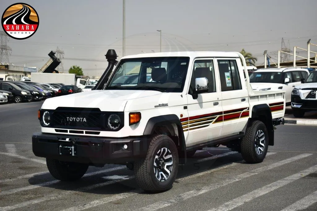 2024 Toyota Land Cruiser | 2024 LC 79 Pickup | double cabin Pickup | 2024 2.8L diesel pickup | Sahara Motors