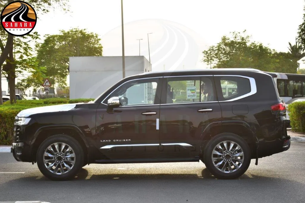 2025 Toyota Land Cruiser 300 | LC300 VXR 3.3L | Land Cruiser diesel| Land Cruiser for export | Sahara Motors Dubai
