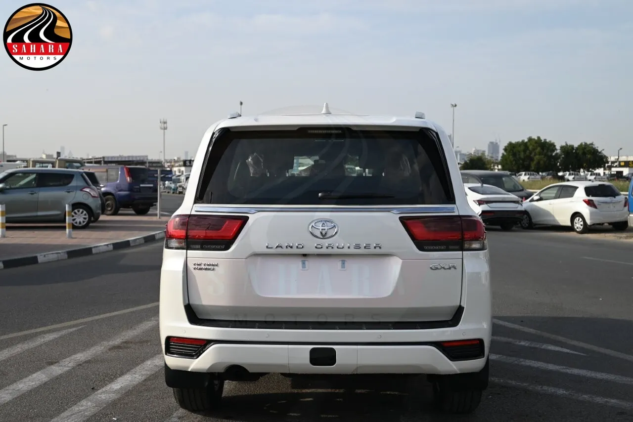 2026 Land Cruiser | LC300 GXR 3.3L | 2026 TOYOTA LAND CRUISER 300 GXR V6 3.3L AT | Sahara Motors