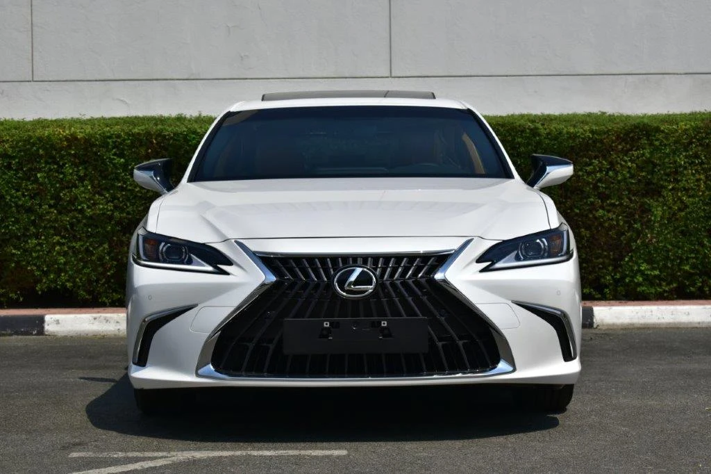 2025 Lexus | ES300h | Hybrid Lexus