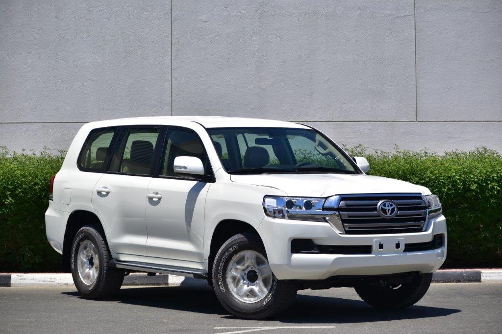 TOYOTA LC200 GX R V8 4.6L PETROL AT cross front view