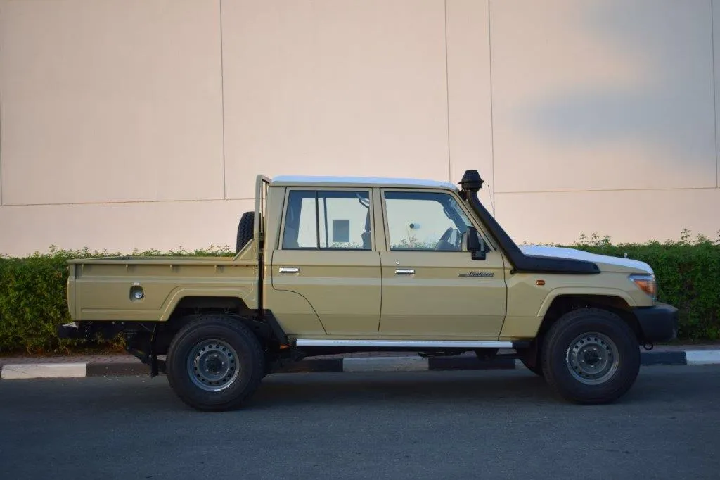 2022 Toyota land cruiser pickup for Sale | Sahara Motors Dubai