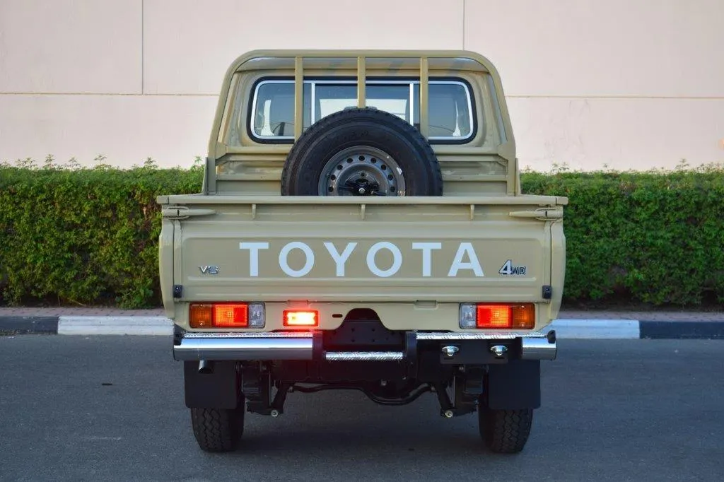 Toyota land cruiser pickup 2022 | Sahara Motors Dubai