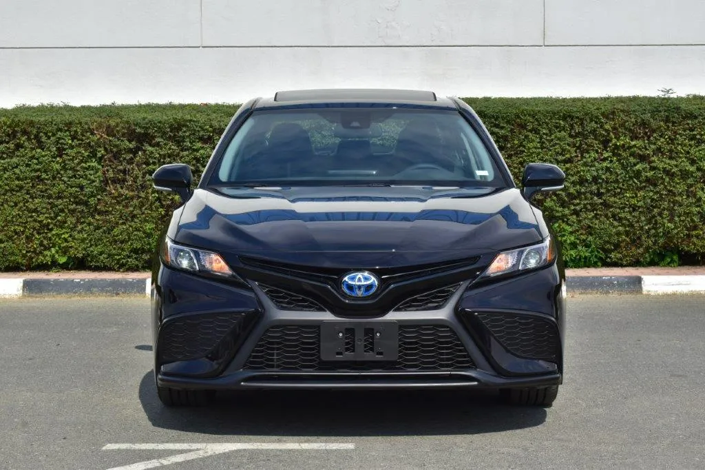 Camry SE Hybrid | Toyota | Hybrid Cars