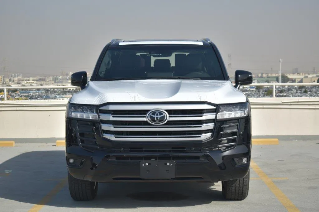 Land Cruiser Diesel 2023 for Sale in Dubai | New Toyota Land Cruiser 300 GXR+ for Export | Sahara Motors Dubai