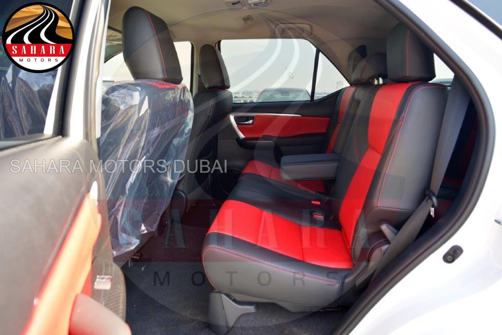 Toyota Fortuner 2024 Fortuner Legender for Sale in Dubai
