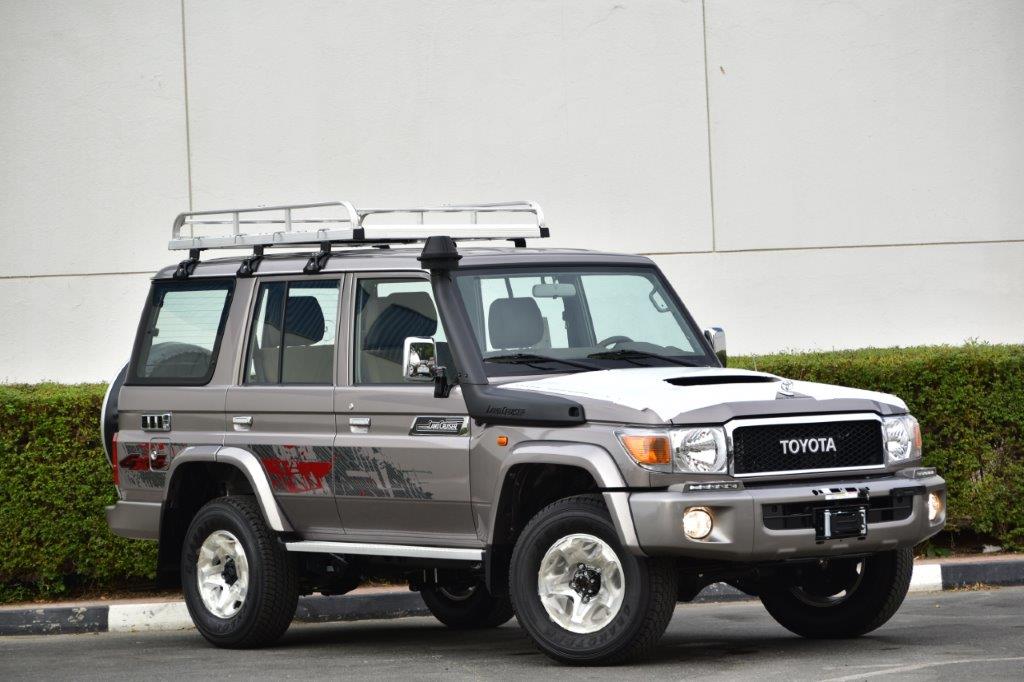 2022 lc76 hardtop diesel image