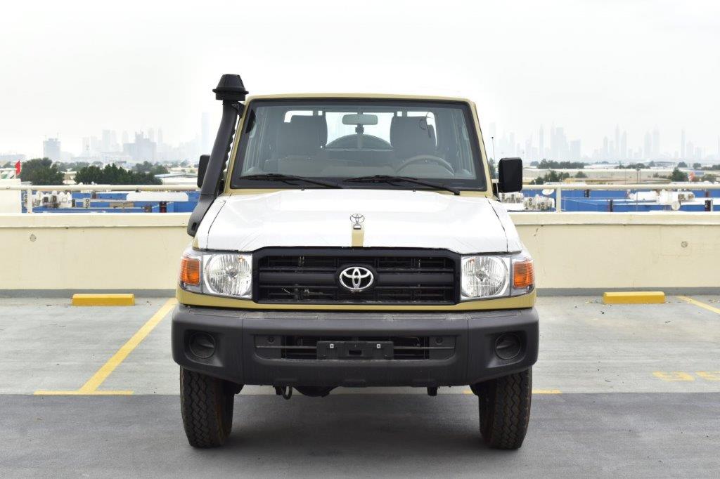 2022 TOYOTA LAND CRUISER 79 DC PICKUP V6 4.2L DIESEL MT