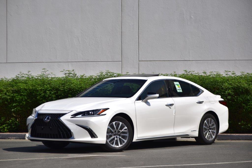 Lexus ES 300h Hybrid Sedan Sahara Motors Dubai