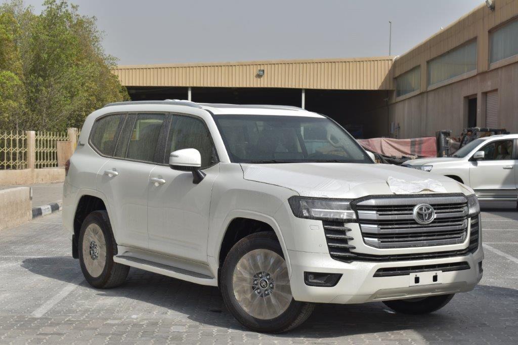 Land Cruiser 300 | Sahara Motors-Exporter Of New Toyota Cars
