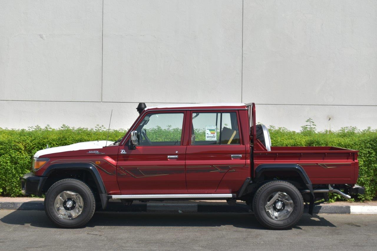 Land Cruiser 79 Pickup 70th Anniversary Edition Sahara Motors